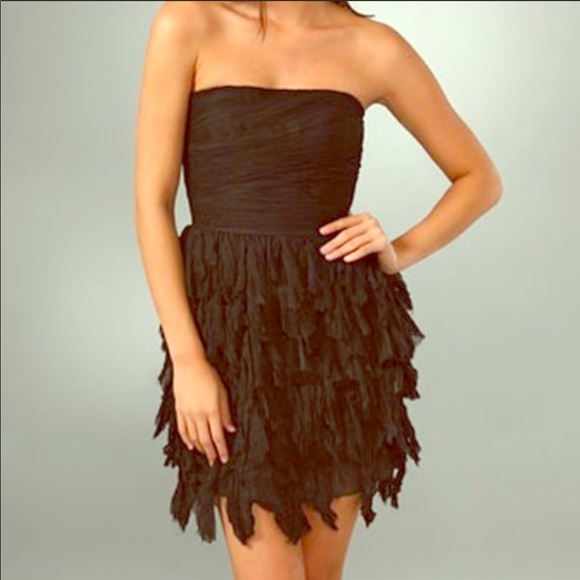 Elizabeth and James Textured Cocktail Dress - Picture 2 of 3